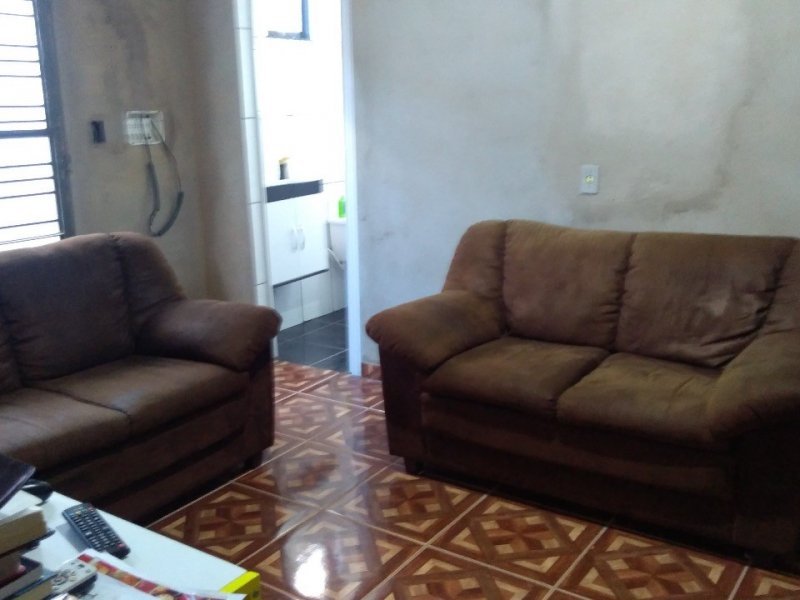 Casa à venda Santa sara com 100m² e 3 quartos por R$ 150.000 - 1337828447-8a977f2c-b8f0-4c06-83d8-0afefcaf7943.jpeg