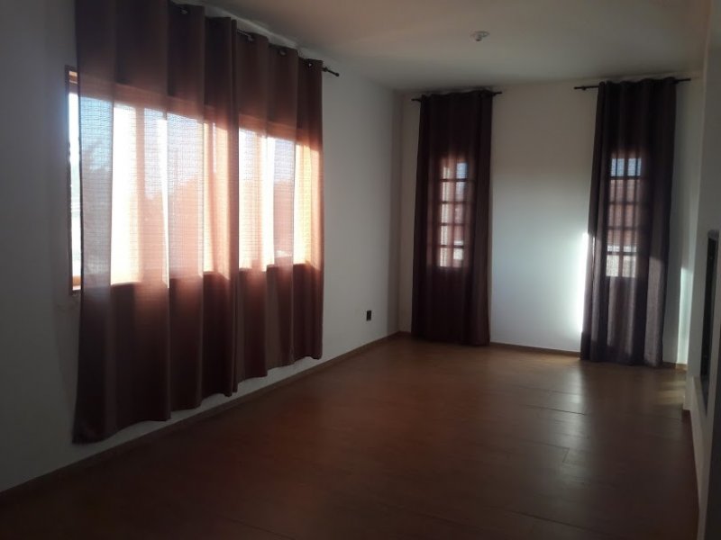 imóvel com 200m² - Jardim Santa Angelina - Araraquara