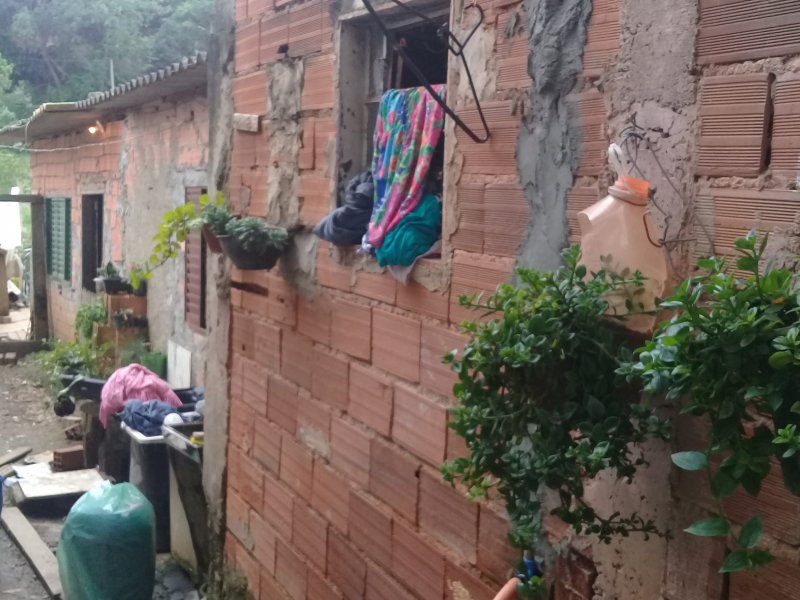 Casa à venda Água Azul com 1000m² e 2 quartos por R$ 90 - 2029325325-20181106-173830.jpg