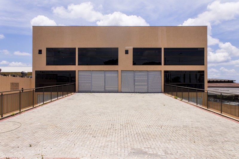 Comercial para alugar Roça Grande com 2000m² e  quartos por R$ 19.800 - 1142178612-mg-9730.jpg