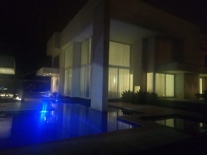 Casa à venda Alphaville com 750m² e 4 quartos por R$ 8.000.000 - 1552793569-8faa5630-f0d6-4fb8-8bb3-bc9cb6b3521d.jpeg