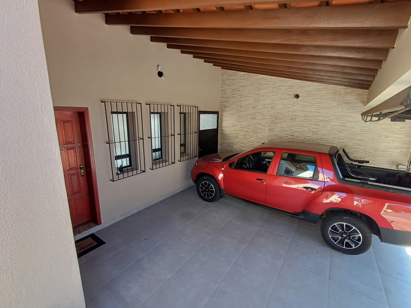 Casa à venda Jardim Delforno com 200m² e 3 quartos por R$ 600.000 - 1172780824-125014df-85c3-459c-b2d7-da013cbe1be6.jpeg