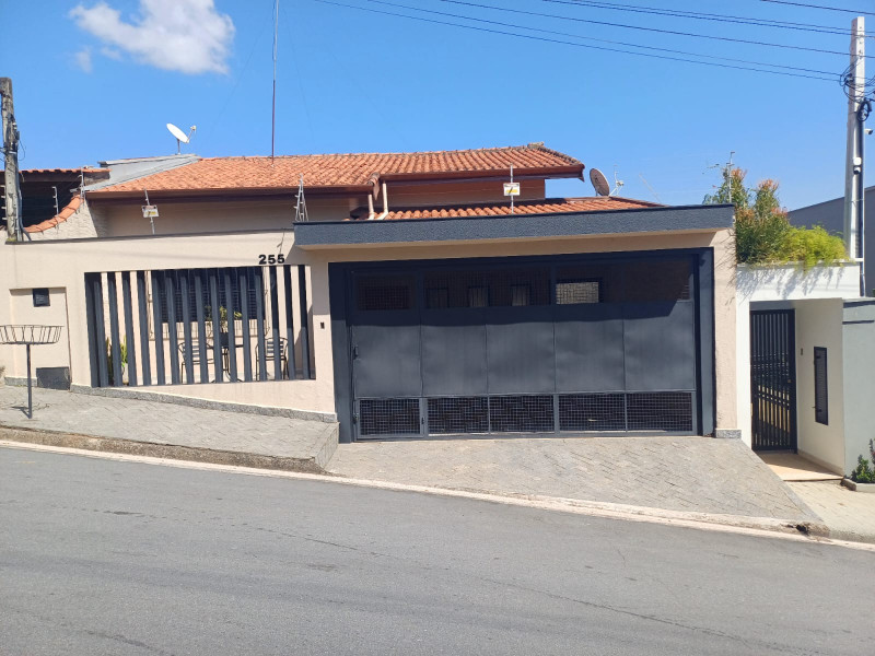 Casa à venda Jardim Delforno com 200m² e 3 quartos por R$ 600.000 - 1232614907-31cb3a94-0033-4627-b285-25457f2af838.jpeg