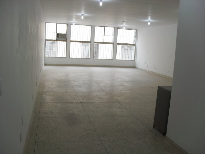Comercial para alugar Centro com 100m² e  quartos por R$ 4.000 - 1488095683-sam-3106.JPG