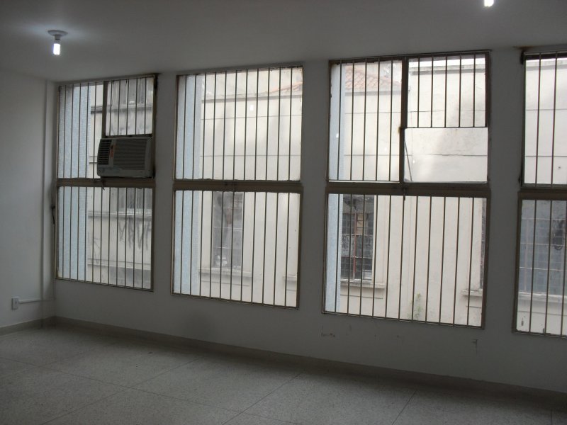Comercial para alugar Centro com 100m² e  quartos por R$ 4.000 - 1782967167-sam-3101.JPG