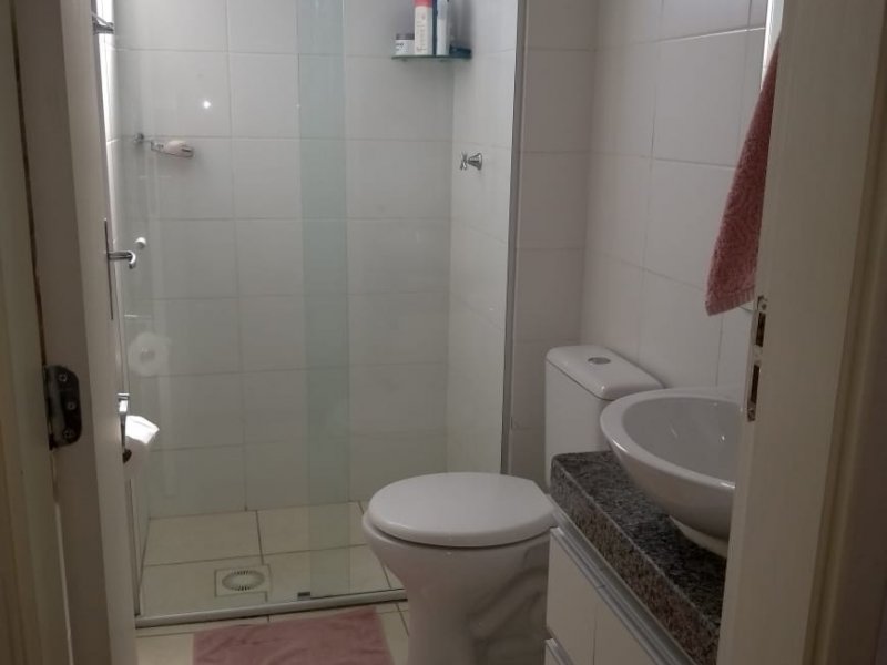Apartamento à venda Realengo com 55m² e 2 quartos por R$ 130.000 - 2000073395-img-20181218-wa0042.jpg