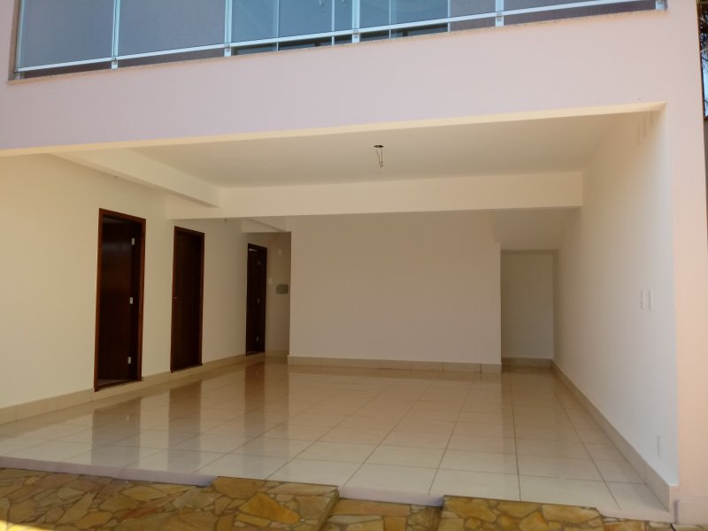 imóvel com 207m² - Loteamento do Valle 1 - Santa Rita do Sapucaí