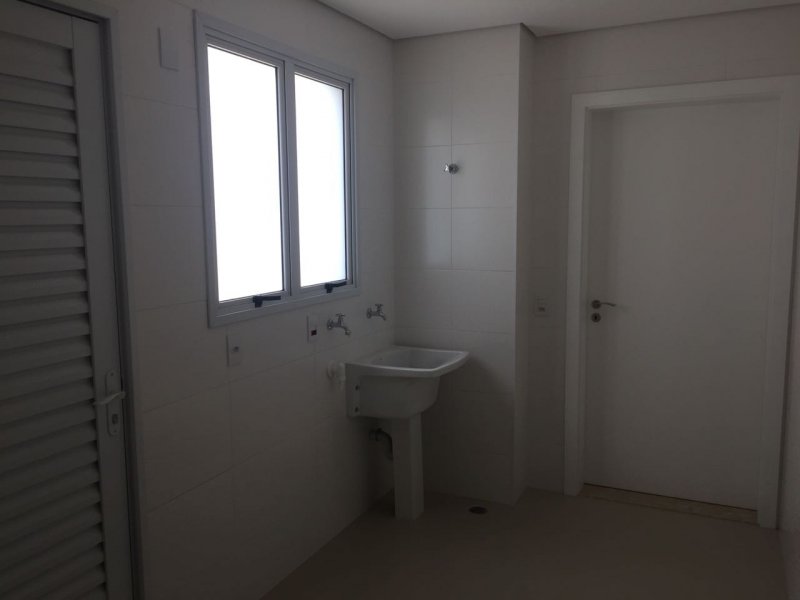 imóvel com 245m² - Vila Aviação - Bauru