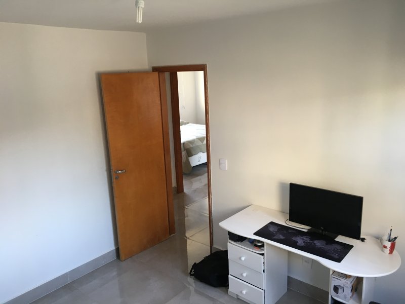 Casa de condomínio à venda Setor Santos Dumont com 200m² e 3 quartos por R$ 289.000 - 2098468637-4915b10a-2741-4a33-a751-b1c2126493bc.jpeg
