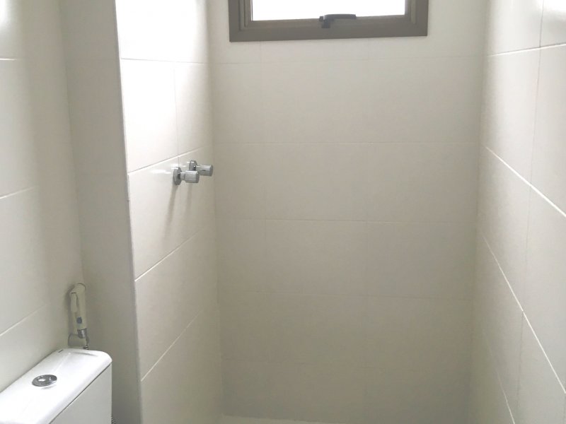 Apartamento à venda Icaraí com 138m² e 4 quartos por R$ 1.095.000 - 233785747-15-banheiro-da-suite.JPG