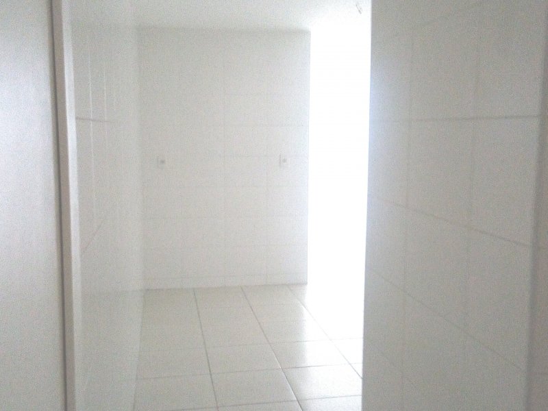 Apartamento à venda Icaraí com 138m² e 4 quartos por R$ 1.095.000 - 845494088-21-cozinha-entrada.jpg