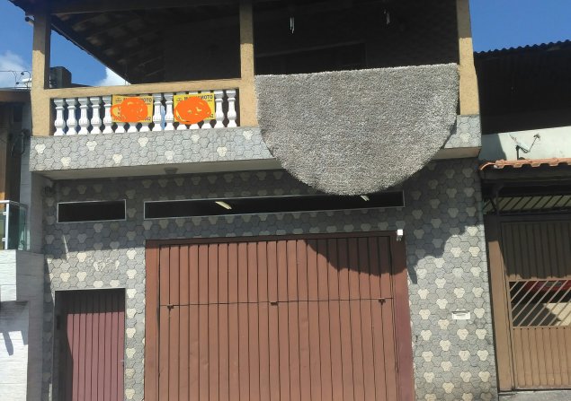 imóvel com 420m²