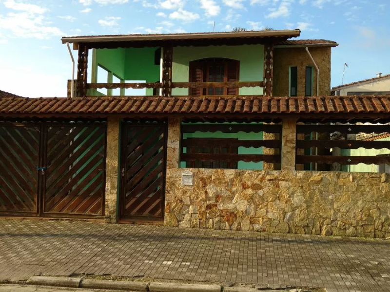 imóvel com 191m² - Agenor de Campos - Mongaguá