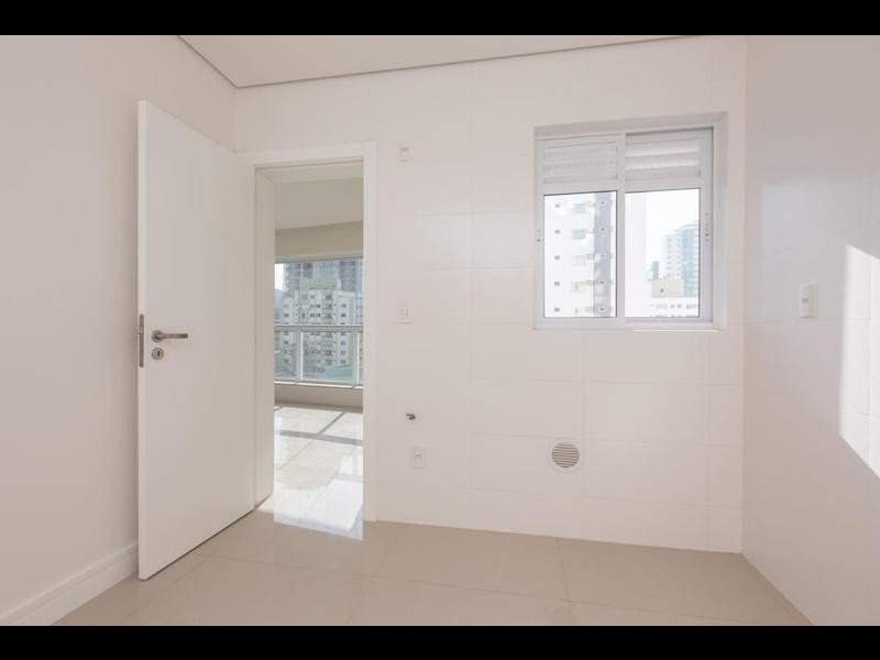 imóvel com 133m² - Centro - Balneário Camboriú