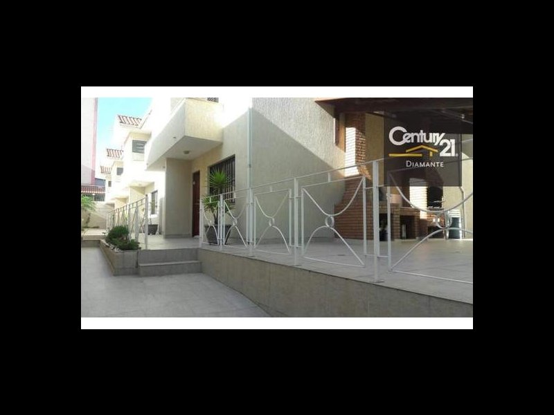 Casa à venda Sacomã com 126m² e 3 quartos por R$ 950.000 - 976841850-casa1.jpg