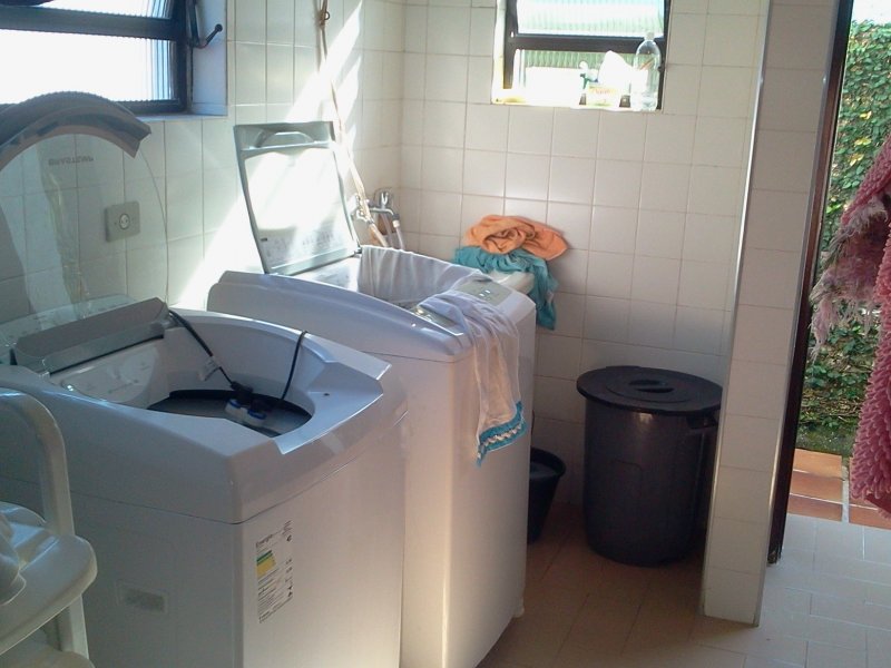 Casa à venda Balneário Praia do Pernambuco com 330m² e 4 quartos por R$ 1.100.000 - 910666341-q-lavanderia.jpg