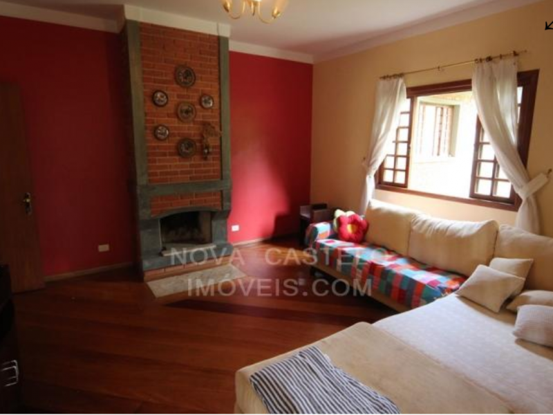 Casa de condomínio à venda Monte Catine com 500m² e 4 quartos por R$ 800.000 - 445593735-sala-tv.PNG