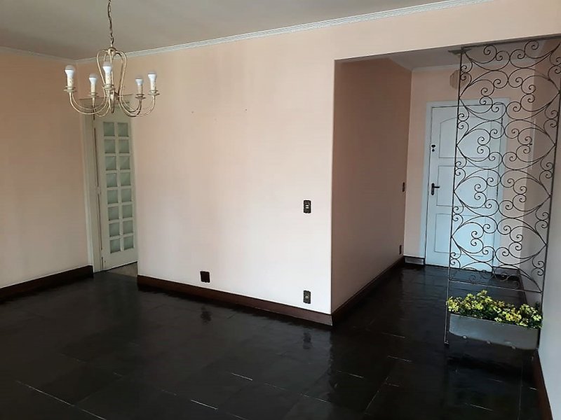 Apartamento à venda Centro com 124m² e 3 quartos por R$ 450.000 - 1429053380-sala.jpg