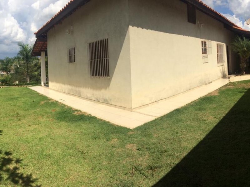 Casa à venda Residencial Hipica Jaguari com 600m² e 3 quartos por R$ 480.000 - 1355760586-fundos.jpeg