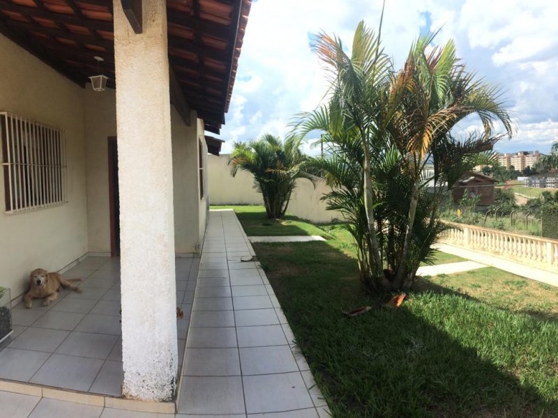 Casa à venda Residencial Hipica Jaguari com 600m² e 3 quartos por R$ 480.000 - 1695271707-frente-2.jpeg