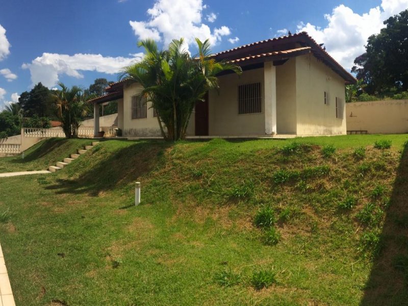 Casa à venda Residencial Hipica Jaguari com 600m² e 3 quartos por R$ 480.000 - 2104493889-frente-1.jpeg