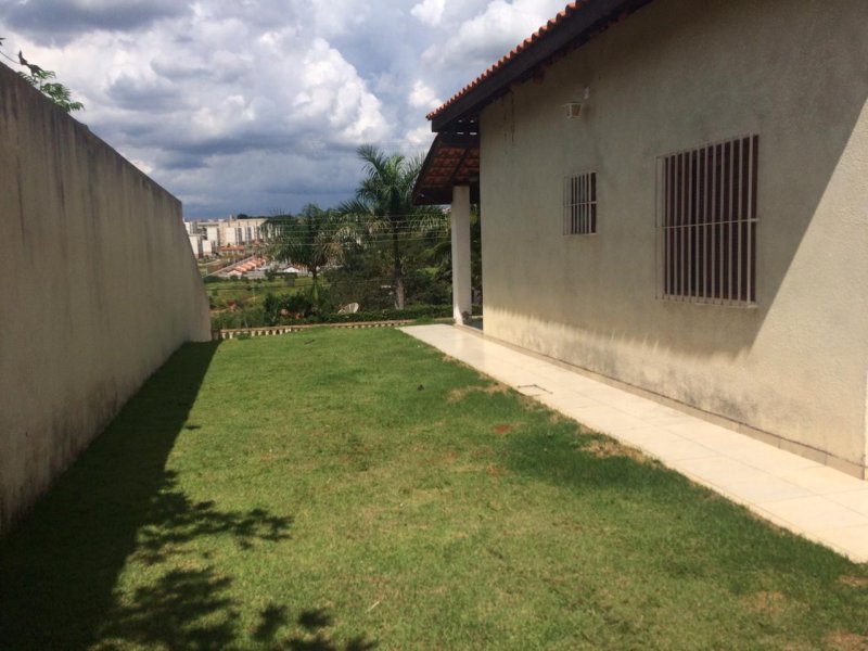Casa à venda Residencial Hipica Jaguari com 600m² e 3 quartos por R$ 480.000 - 495866186-lateral-1.jpeg