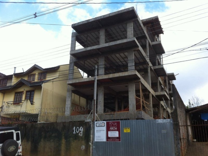imóvel com 820m² - Santa Candida - Curitiba
