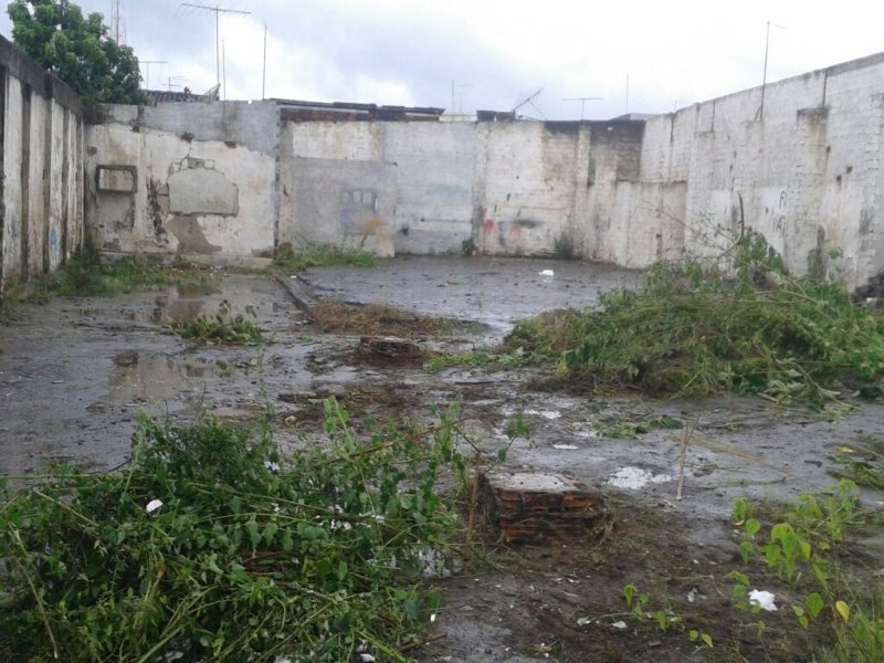 Terreno à venda Senzala com 450m² e  quartos por R$ 450.000 - 1042924844-img-20160622-wa0043.jpg