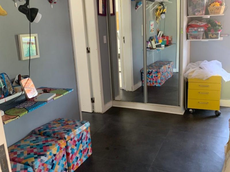 Casa de condomínio à venda Vargem Pequena com 300m² e 9 quartos por R$ 900.000 - 1005136521-7d0b05f0-dc2a-4694-aa4c-bbe88d21a1d5.jpeg
