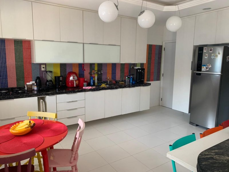Casa de condomínio à venda Vargem Pequena com 300m² e 9 quartos por R$ 900.000 - 678008405-616c5db1-eb48-4f6d-b4d2-b54869613c2f.jpeg