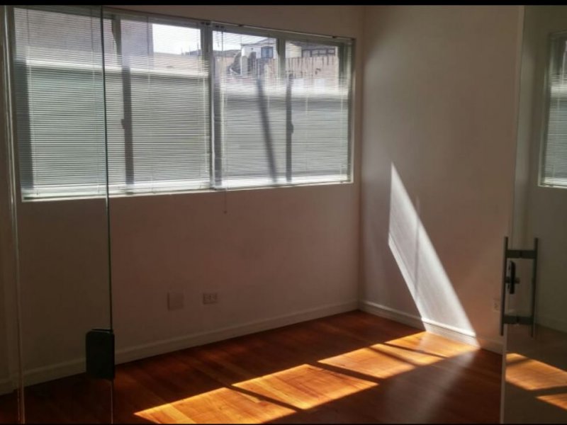 Comercial à venda Centro com 26m² e  quartos por R$ 140.000 - 1035984932-img-20181122-wa0004.jpg