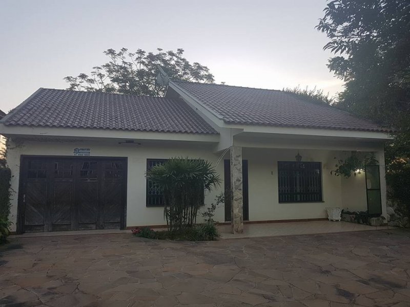 imóvel com 170m² - Centro - Mandirituba