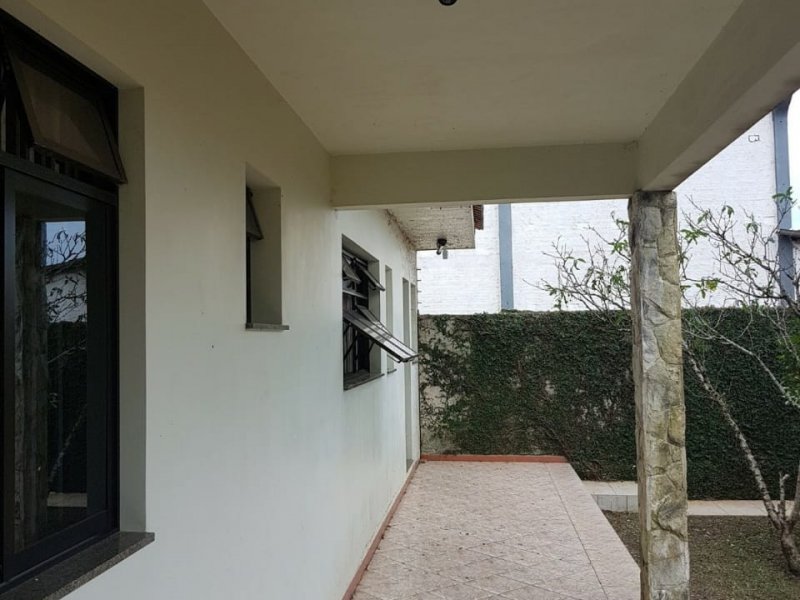 imóvel com 170m² - Centro - Mandirituba