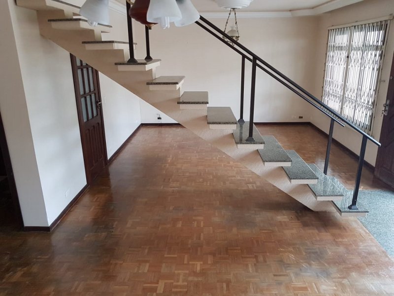 imóvel com 170m² - Centro - Mandirituba