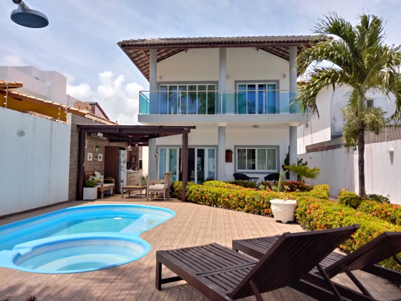 imóvel com 400m² - Miragem - Lauro de Freitas