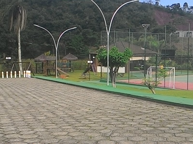 Terreno à venda Jardim Imperial Hills III com 513m² e  quartos por R$ 225.000 - 449638887-playground-e-churras.jpg