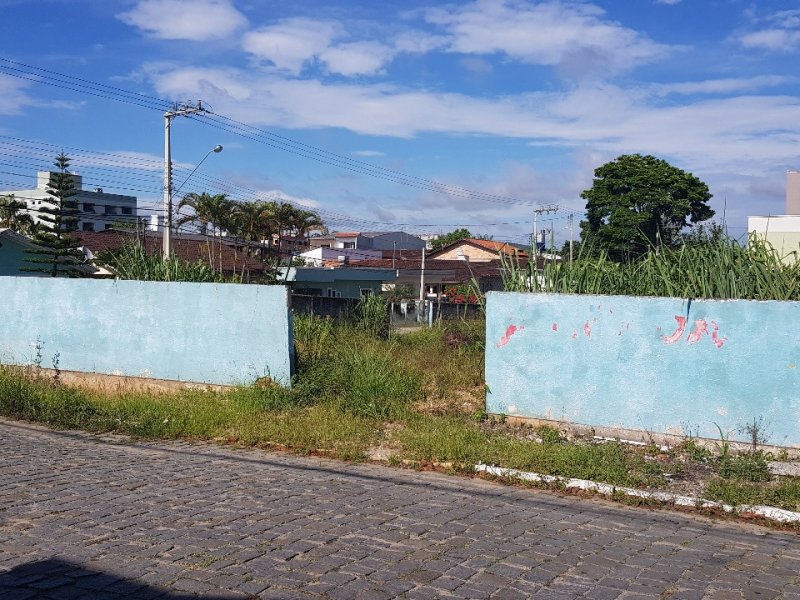 imóvel com 716m² - Centro - Camboriu