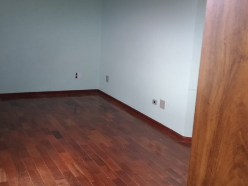 Casa à venda Jardim Del Rey com 700m² e 6 quartos por R$ 1.700.000 - 1653969064-dormit-3.jpg