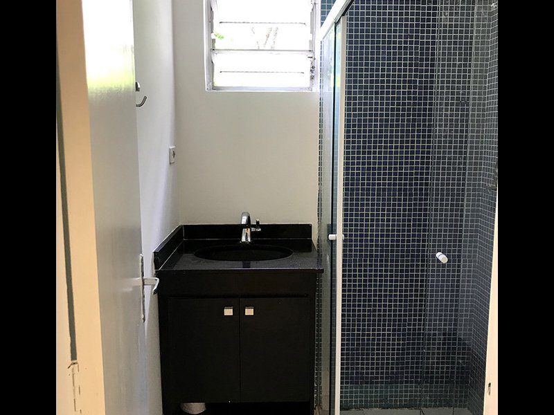 Apartamento à venda Alto de Pinheiros com 62m² e 3 quartos por R$ 480.000 - 686858000-16banheiro2.jpeg