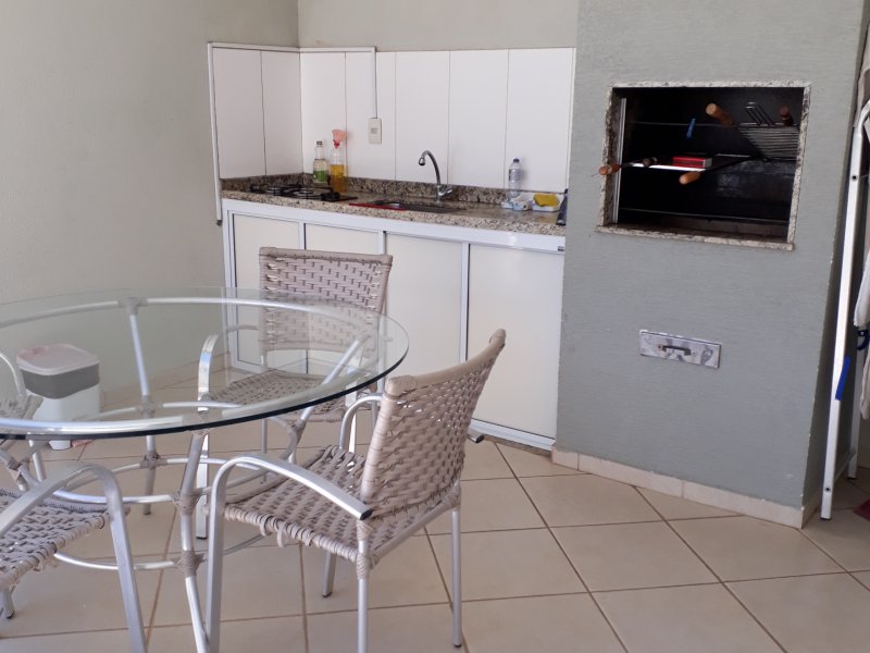 Casa de condomínio à venda Chácaras Reunidas São Jorge com 250m² e 4 quartos por R$ 990.000 - 1573802070-20181231-133749.jpg