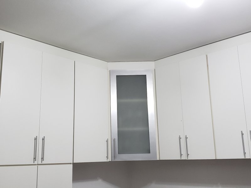 Casa à venda Bortolândia com 220m² e 3 quartos por R$ 750.000 - 1072619942-copa-armarios.jpg