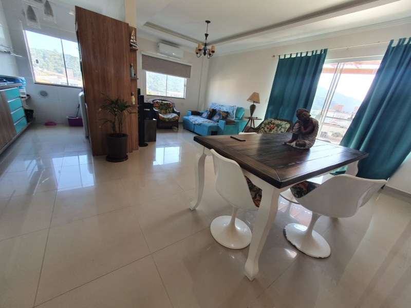 Cobertura à venda Ingleses do Rio Vermelho com 134m² e 3 quartos por R$ 480.000 - 6903602d-3c57-4d64-a84c-f2d8d2869db3.jpg