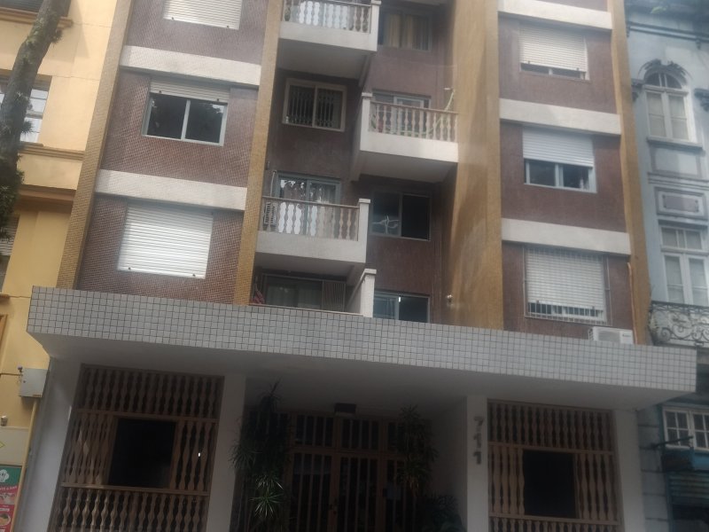Apartamento à venda Centro Histórico com 27m² e 1 quarto por R$ 140.000 - 1403286496-img-20180315-111322979.jpg
