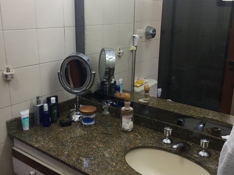 Apartamento à venda Vila Monte Alegre com 215m² e 4 quartos por R$ 900.000 - 1649255580-wc-suite-2.JPG