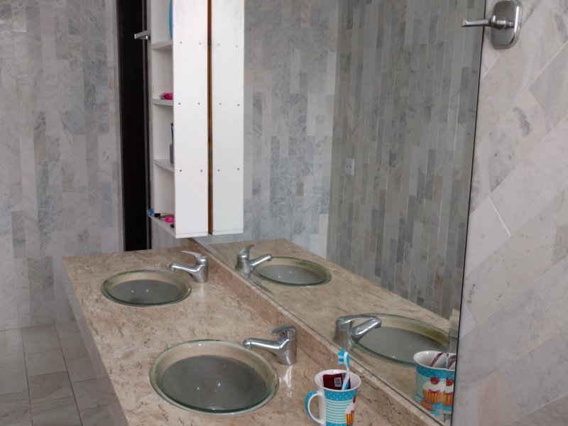 Casa à venda Cidade São Francisco com 320m² e 5 quartos por R$ 590.000 - 2083045952-img-20160226-104954912.jpg