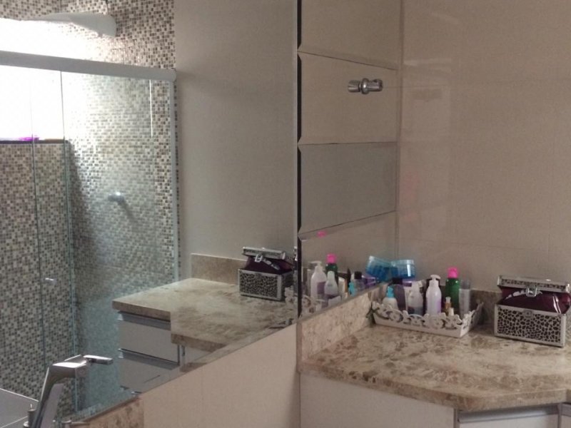 Casa à venda Itaquera com 180m² e 3 quartos por R$ 580.000 - 216461590-img-20181207-wa0069.jpg