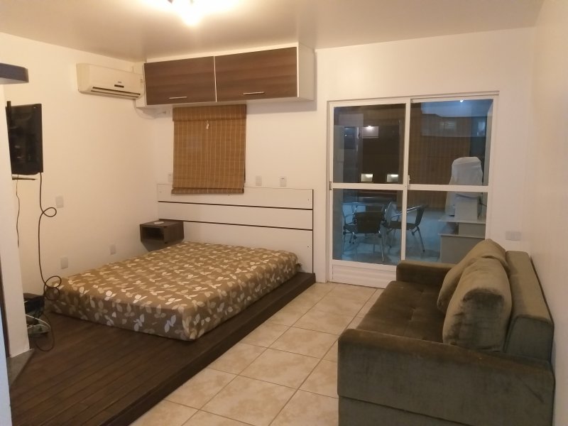 Loft à venda Canasvieiras com 53m² e 1 quarto por R$ 260.000 - 1974901184-20190104-230730-1.jpg