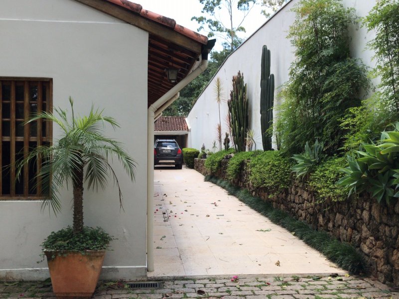 Casa à venda Olaria com 400m² e 4 quartos por R$ 1.500.000 - 1691699972-d24236a7-12f2-453e-8310-1718cfb879ca.JPG