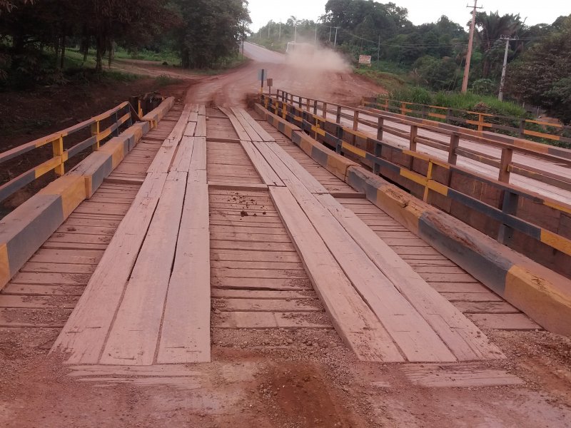 Fazenda à venda Zona rural  com 60000000m² e 2 quartos por R$ 100.000.000 - 564060691-20181022-084008.jpg