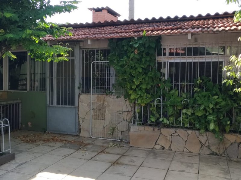 Casa à venda Ipanema com 450m² e 5 quartos por R$ 910.000 - 1455609988-84b39360-5dd4-4c39-8aa0-9bcdd544a58d.jpeg